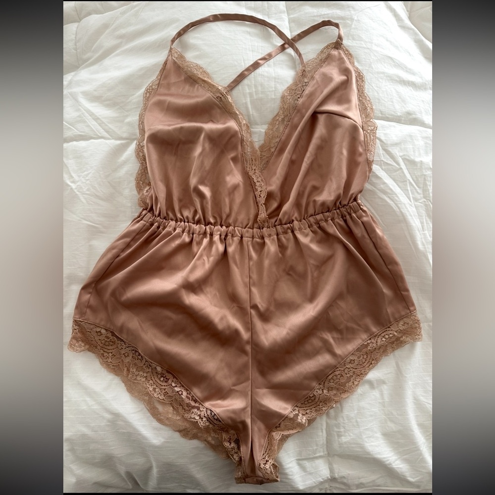 ✨Super cute Pj romper